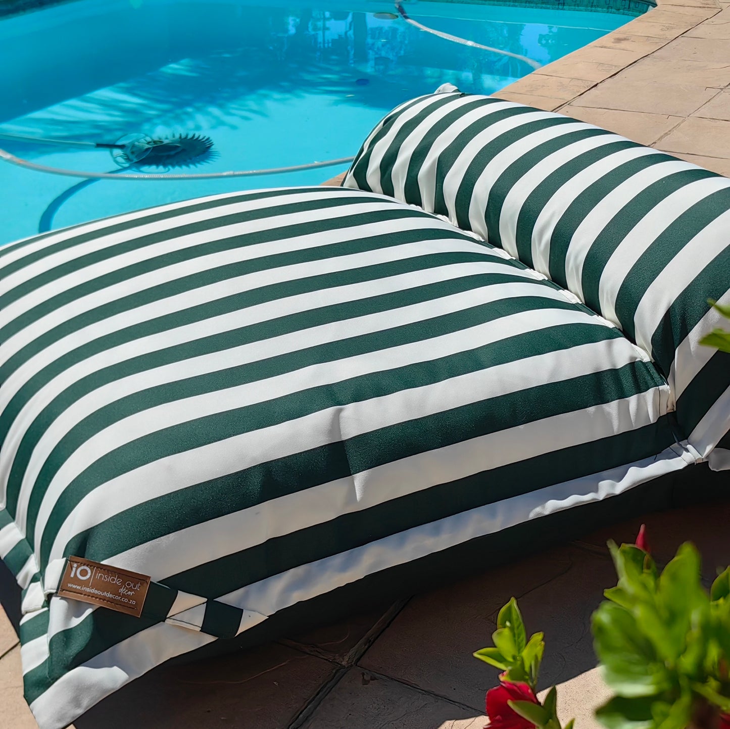 Aqua Loungers with Cushion - Covers