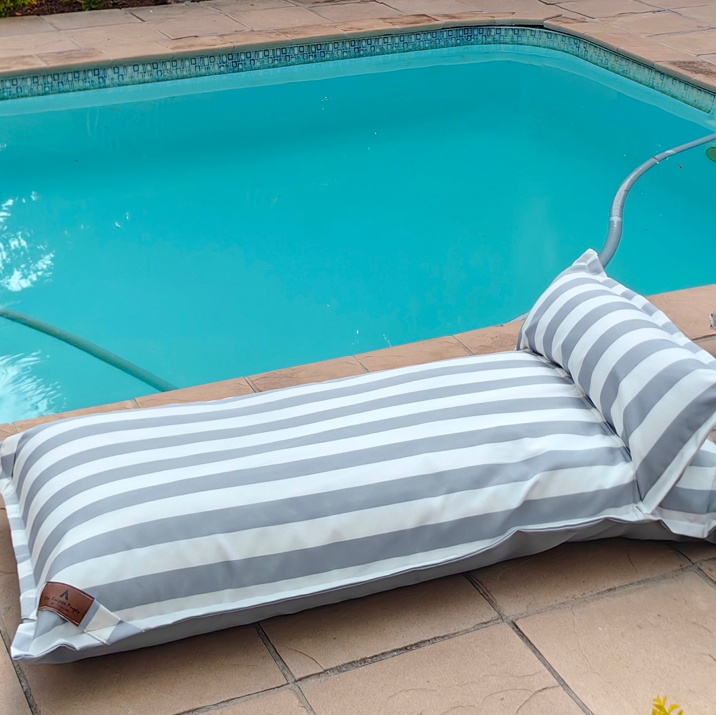 Aqua Loungers with Cushion - Covers