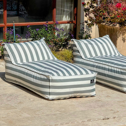 Poolside Daybed Loungers