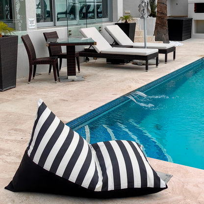 Outdoor Teardrop Beanbags